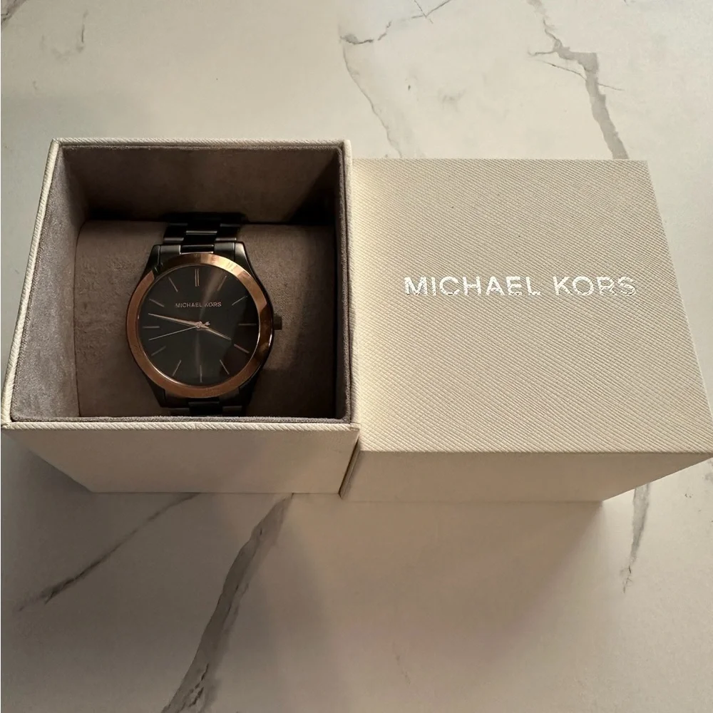 Michael Kors Runway Gray and Rose Gold Slim Watch - Picture 1 of 3